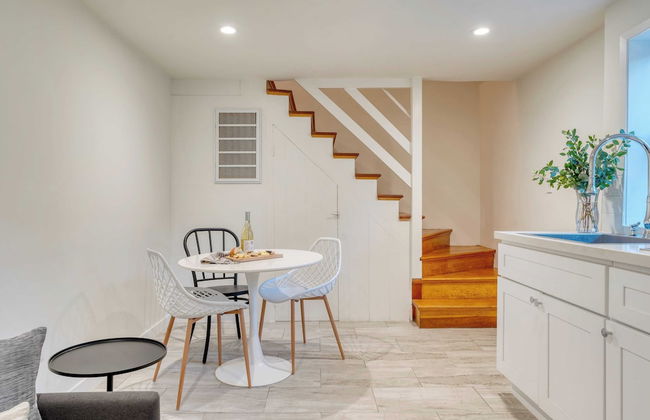 West Shore Lake House by Avantstay Ski Cabin w/ Backyard Sledding Hill! - Photo 37