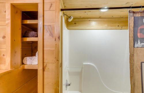 Mountain-View Cabin on Farm 3 Mi to Town and Shops - Foto 21