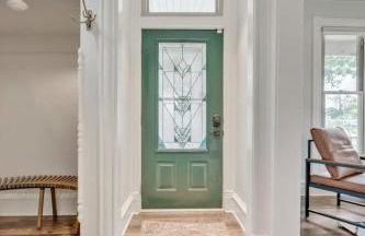 City Oasis Awaits Cozy DT Home With Hot Tub Vikings - Foto 8