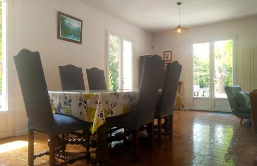 L'échappée du Canal - Piscine - Cheminée - Clim - Parking privé gratuit - 8 personnes - 3 chambres - Parc - Foto 17