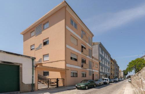 Stylish & Spacious Apartment by HostWise - Foto 35