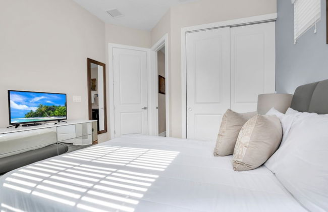 5 BR 6 BA Villa 5min Disneyworld Hot Tub BBQ - Foto 58