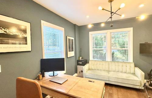 French Provincial with Grand Piano- Steps from DC - Foto 44