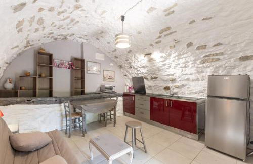 Belle Maison En Pierre Avec Piscine - Foto 7