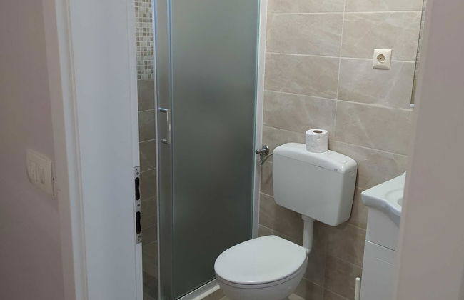 Holiday Home Luna - Two Bedroom Holiday Home With Sea View - Photo 13