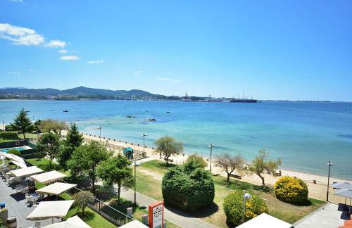 GALIHOST - Ático con terraza y vistas al mar en Vilagarcía - Foto 1