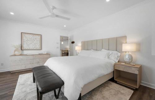 Bayside Hideaway! Private pool with water view and canal side dock! Available for Summer! - Foto 30