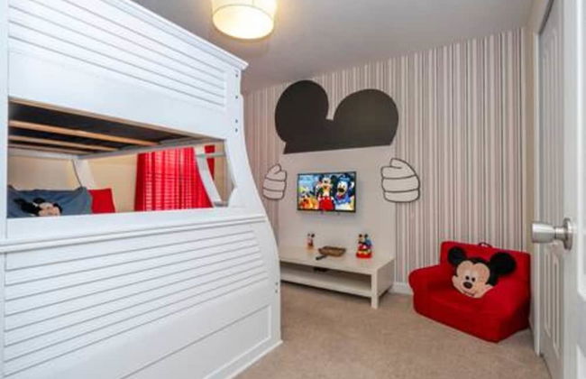 Gorgeous 6 Bedroom w Pool Paradise Palms - Foto 54