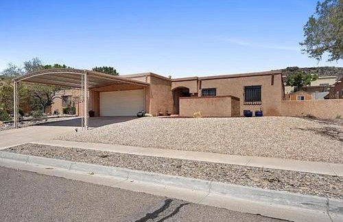 Casa Herradura Near Petroglyphs - Foto 1