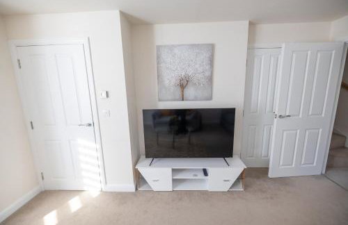 Home in Hugglescote - Long stays - Photo 5