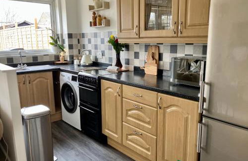 Central & Cosy, Home from Home with Large Garden & Free Parking, Bournemouth - Foto 28