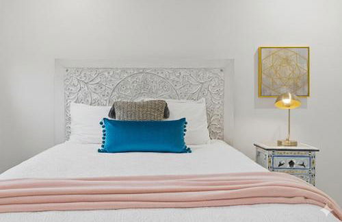 New Tiffany Blue Home on UT Campus, Moody with Dedicated Parking - Foto 17