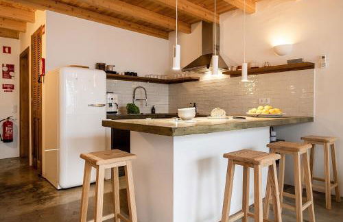 BnB Homes Modern Cozy Townhouse with 2 bedrooms and patio in the Old Town - Photo 9