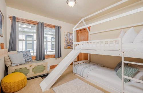 3 Bedroom Family Home - University of Oshkosh - Foto 4