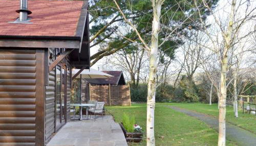 Blackberry Lodge - Photo 5