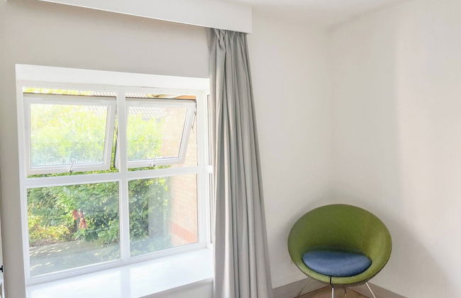 Entire 2 Bedroom House 7m To Station - Foto 32