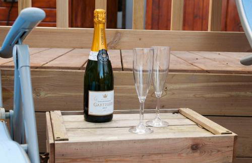 The Cabin with Hot Tub - Foto 15