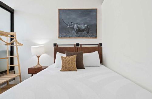 Central Downtown Apt Sleeps 8 & Enjoy Gaslamp - Foto 16