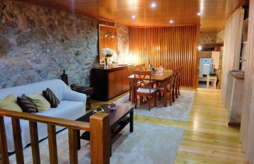 Paradisiacal Villa in Lousada with Private Pool - Foto 5