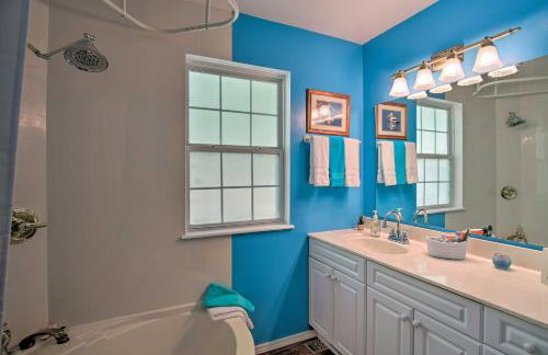 Lakefront Home with Shared Boat Ramp in Grove! - Foto 18