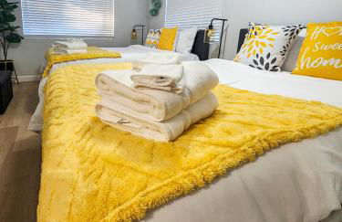 Relaxing Cozy Back House with Backyard - Foto 21