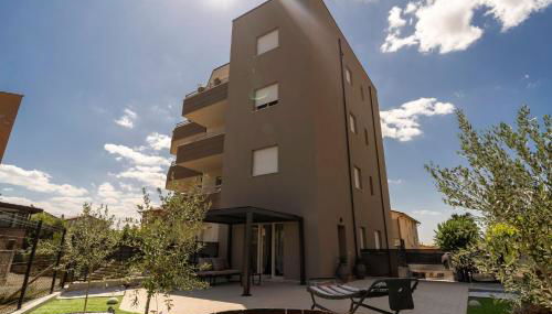 Uliveto - Photo 3, Garden view