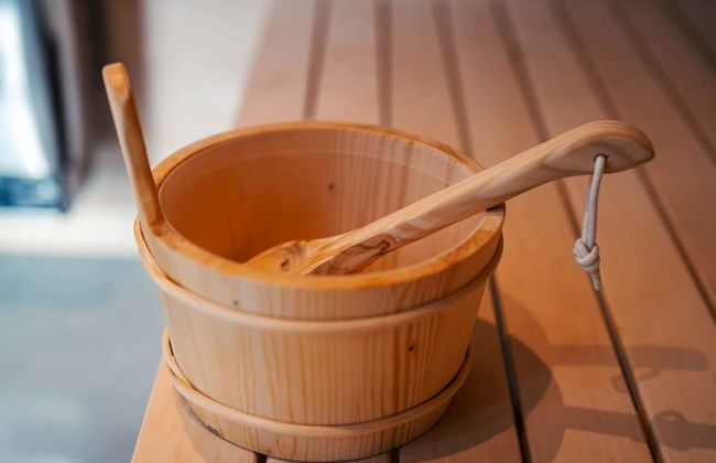 Bright Chalet With hot tub and Indoor Sauna - Foto 33