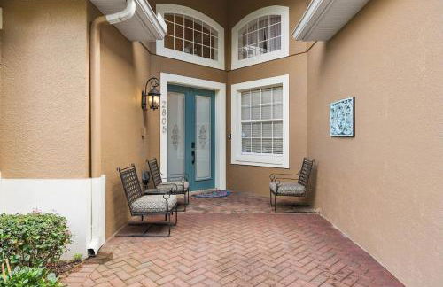 Luxurious 9BR Themed SE Facing Pool Hot Tub Theater Game Room BBQ 2 miles Disney - Foto 46