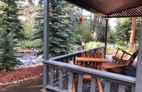 Riverfront Mountain Cottage Retreat - Foto 1