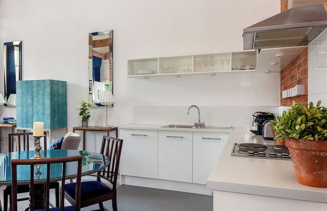 Bowen-Buscarlet at Bicester Heritage - Foto 10