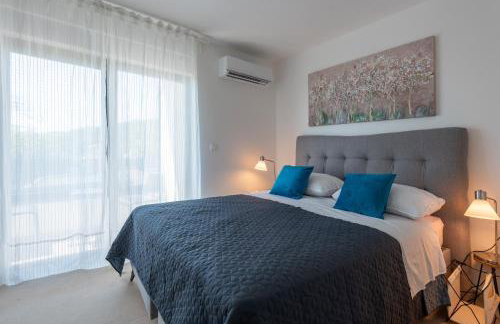 Opatija Bregi - Foto 2