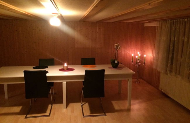 250 Year Old Swiss Chalet - Foto 13