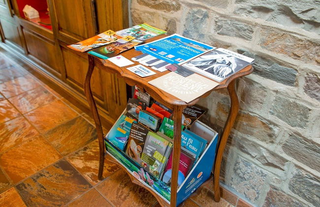 A Small Studio of a Nature Stone House - Foto 21