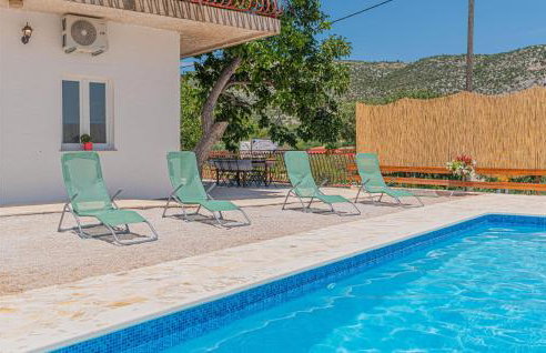 Nice Apartment In Danilo With Wifi - Photo 12