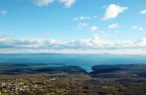 Villa San Polo Max near Pula up to 8 people with heated pool & pet friendly - Foto 9