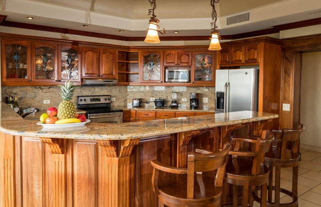 Luxury Ocean View Condo - Ultimate Convenience - Foto 2