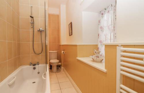 Flagstaff Cottage - Photo 17