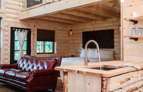 Skyview Treehouse by Amish Country Lodging - Photo 10