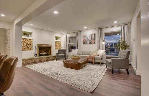 Zook Manor with Hot tub Firepit and Game Room - Foto 6