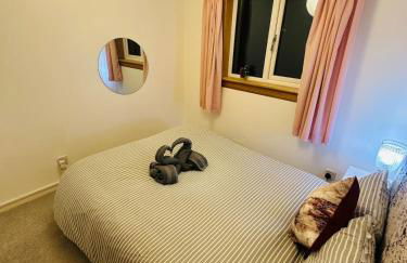 Modern & Cosy 3 Bedroom Inverkeithing home- Ideal for Edinburgh Dunfermline & St Andrews with Free Parking - Foto 15