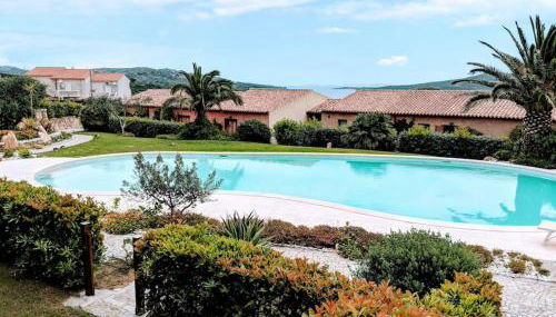 Boutique Apartment no 24 with Sea View and large Pool - Photo 1