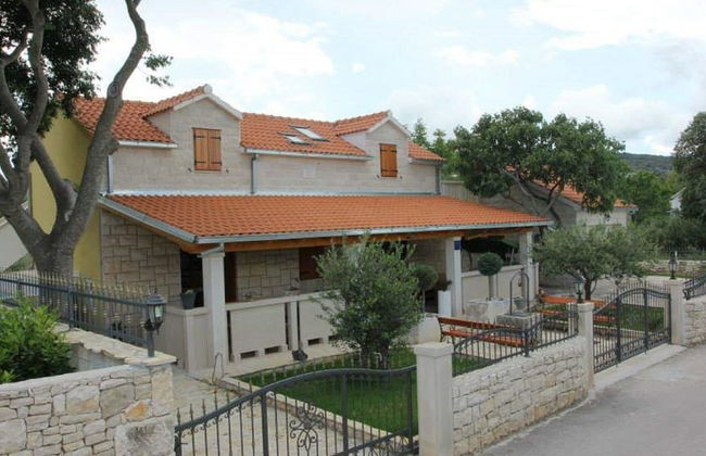 Charming Holiday Home With Private Pool - Foto 38