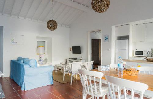 Quo Mosteiros Sunset House - Photo 4