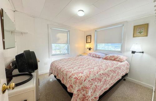 Saco Maine-OceanFront-Family Friendly-Beach Access - Photo 23