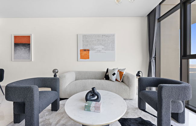 WelHome - Seaside Serenity: Spacious 1 BR in Maritime City - Photo 14