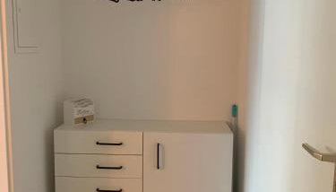 Renovated, cozy 1-room apartment with balcony - Foto 2