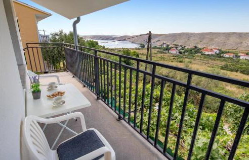 Amazing Apartment In Vlasici - Foto 2