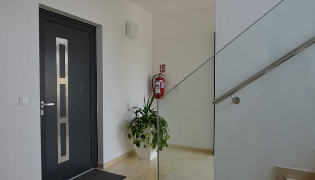 Family Friendly Spacious Apartment With Garden and Terrace - Foto 3, Vestíbulo