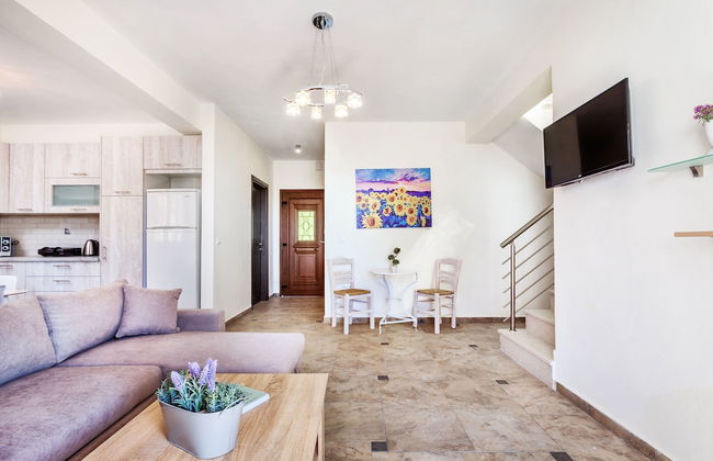 Sunset Villas - Photo 48