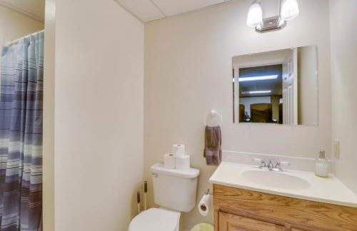 17-Seat Theater, Hot Tub and Game Room Ideal Home! - Foto 32